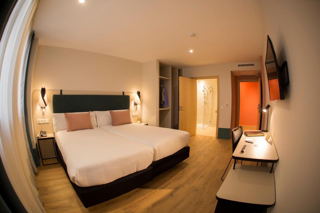 Hotel Plaza De La Paz Аро Экстерьер фото